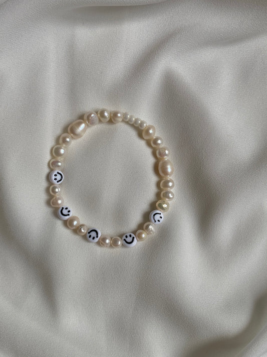 Moody Bracelet White